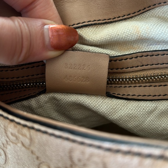 GUCCI Emily Hobo Guccissima Leather in Tan - Medium - Picture 13 of 16